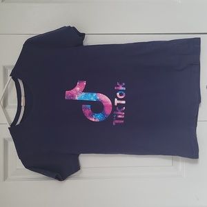 TIK TOK T shirt (kids 7-9y)